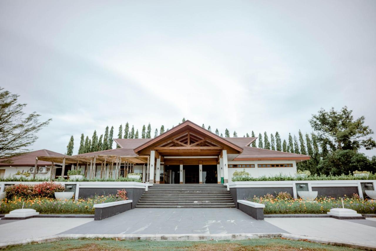 Estancia De Lorenzo Tarlac Bagian luar foto